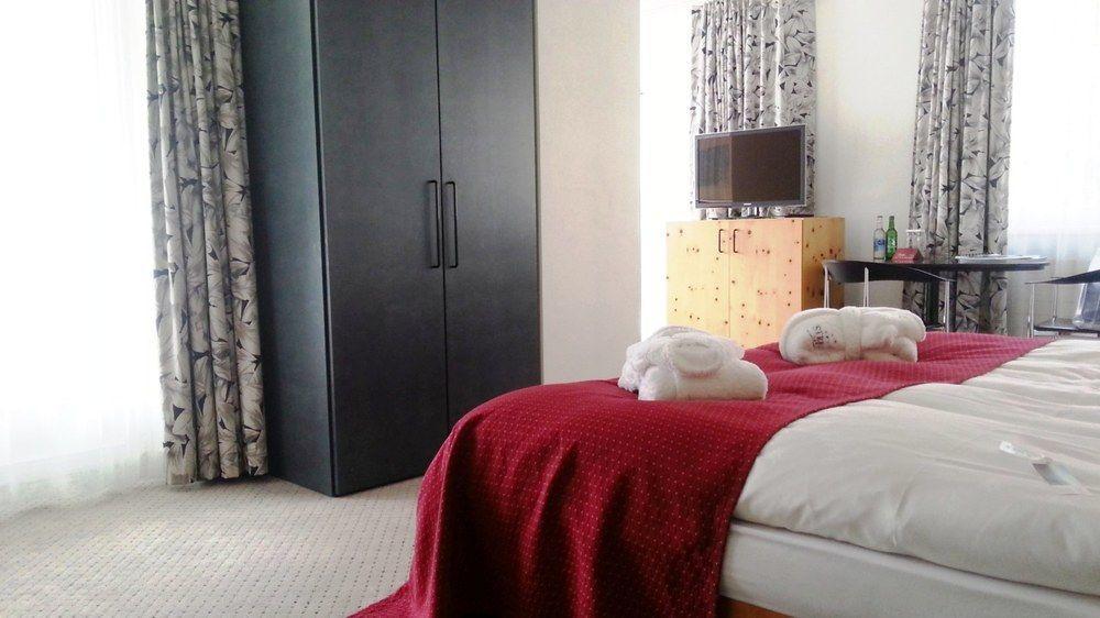The Excelsior Ostfluegel Hotel อาโรซา ภายนอก รูปภาพ