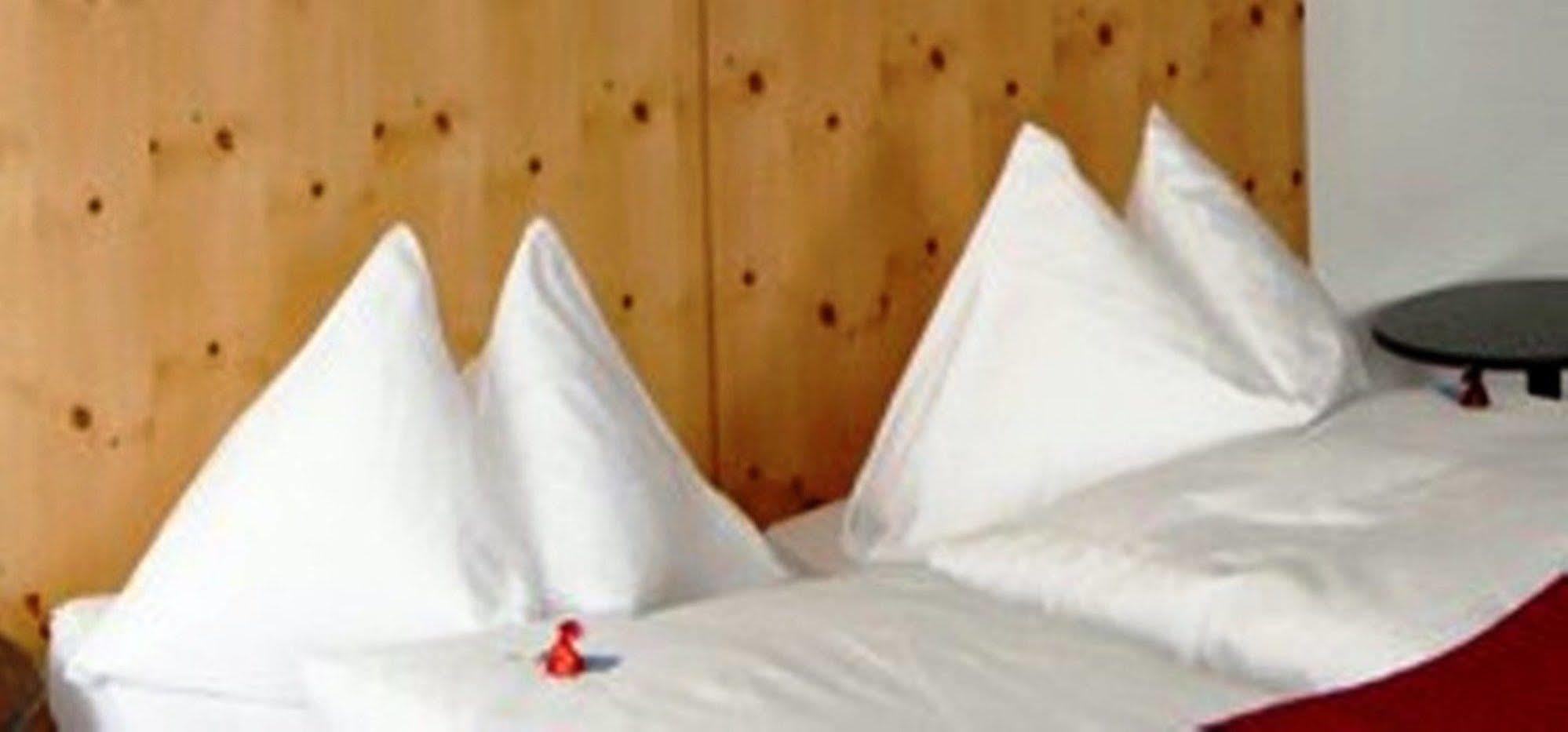 The Excelsior Ostfluegel Hotel อาโรซา ภายนอก รูปภาพ