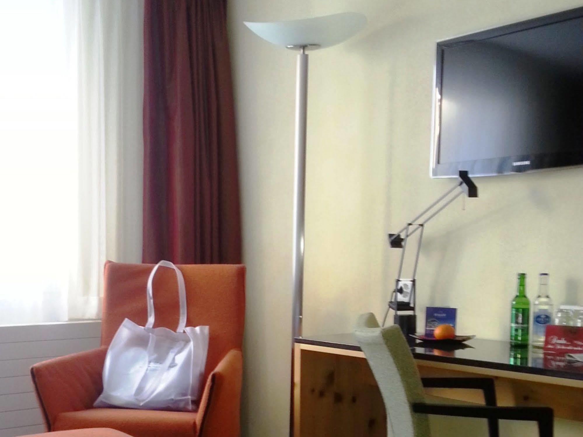 The Excelsior Ostfluegel Hotel อาโรซา ภายนอก รูปภาพ